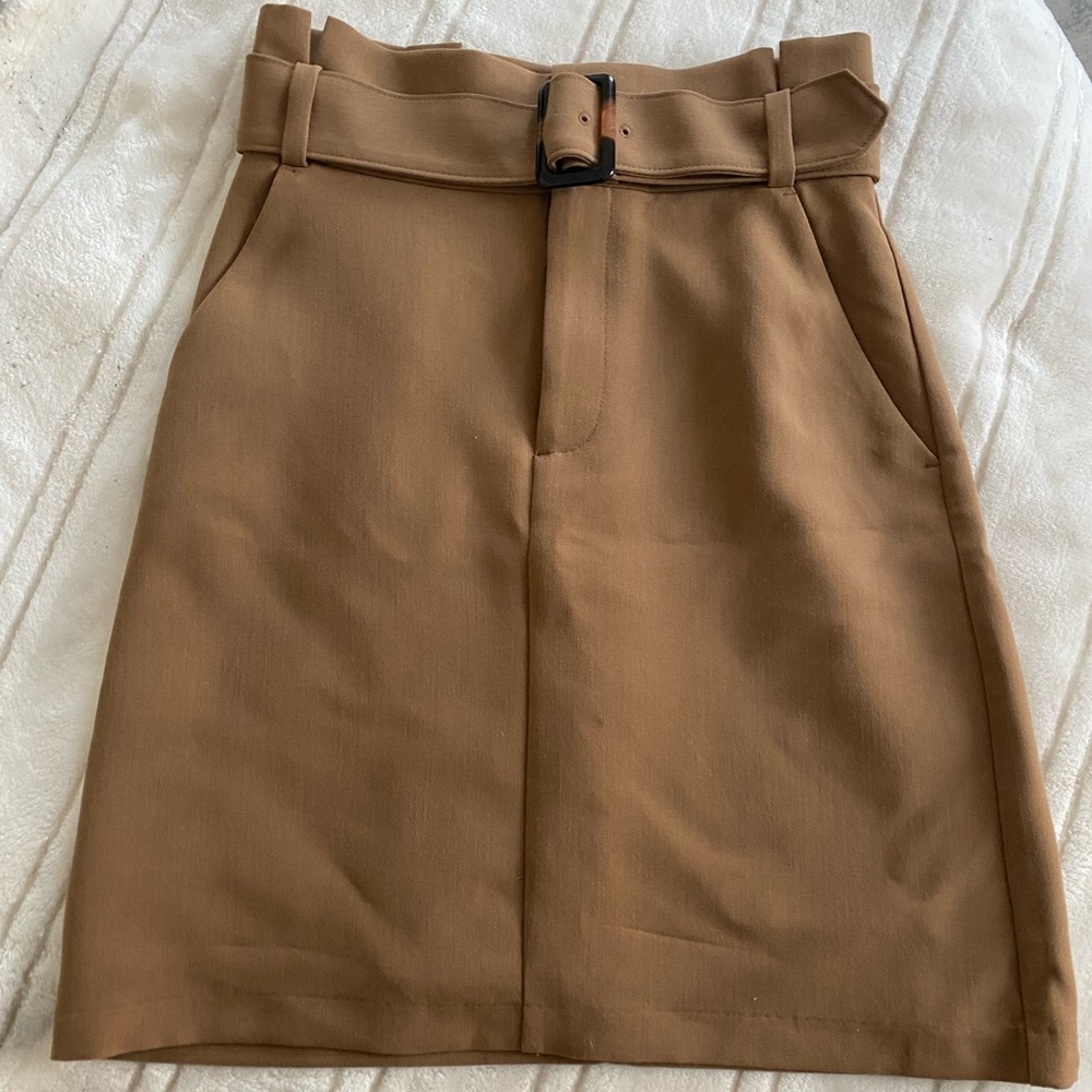Banana Republic Belted Camel Skirt Size 0